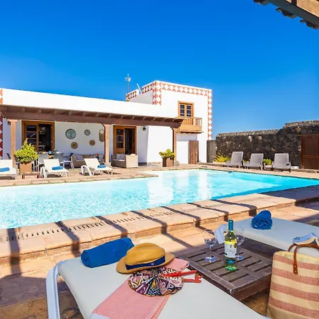 Hero Villa